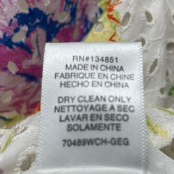 Wayf Top Floral Eyelet Wrap Front Puff Sleeve Cream Blouse Women’s Size Medium - Picture 9 of 10